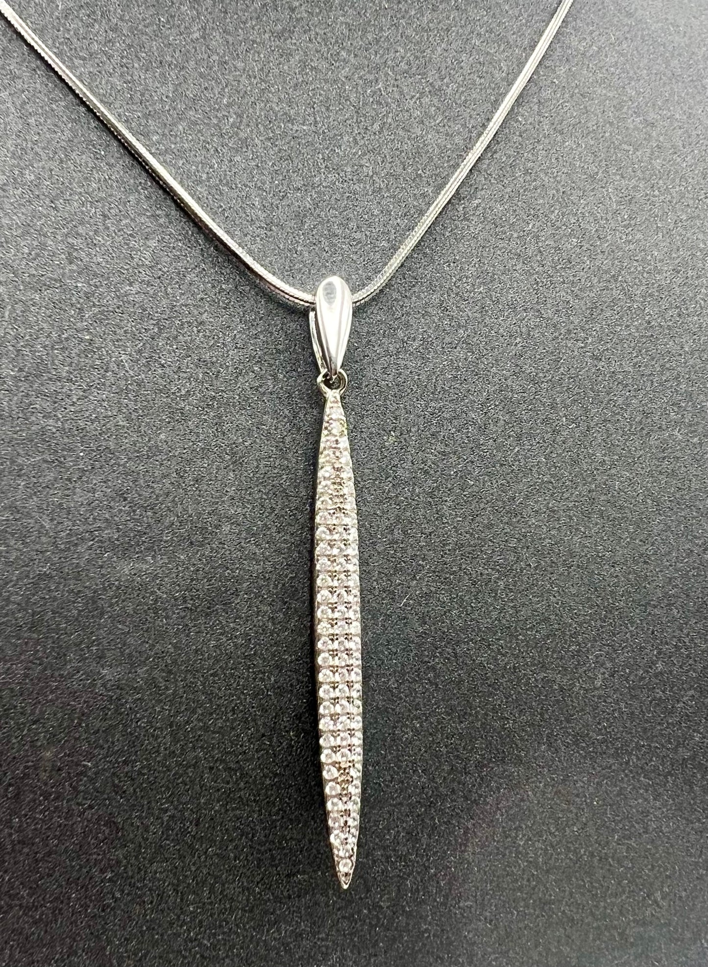 Silber-Set – Halskette und Ohrringe